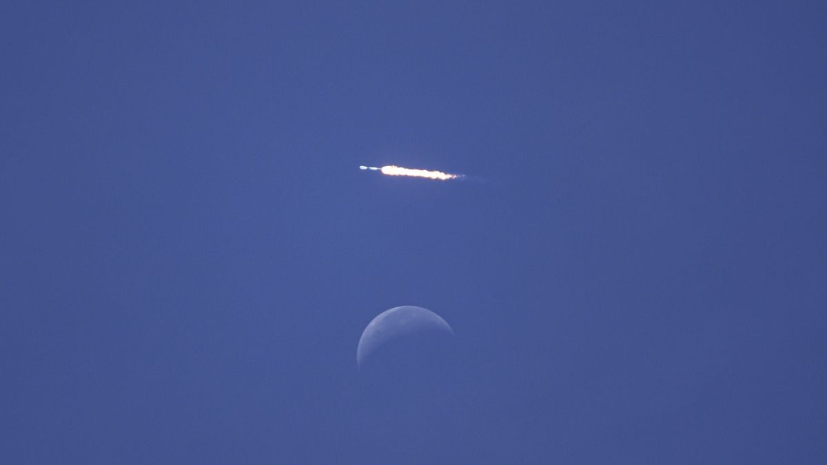 Watch a SpaceX Falcon 9 rocket soar over the moon in incredible tracking cam vid..