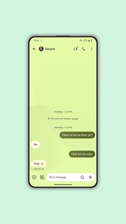 Google Messages customization option for changing chat wallpaper