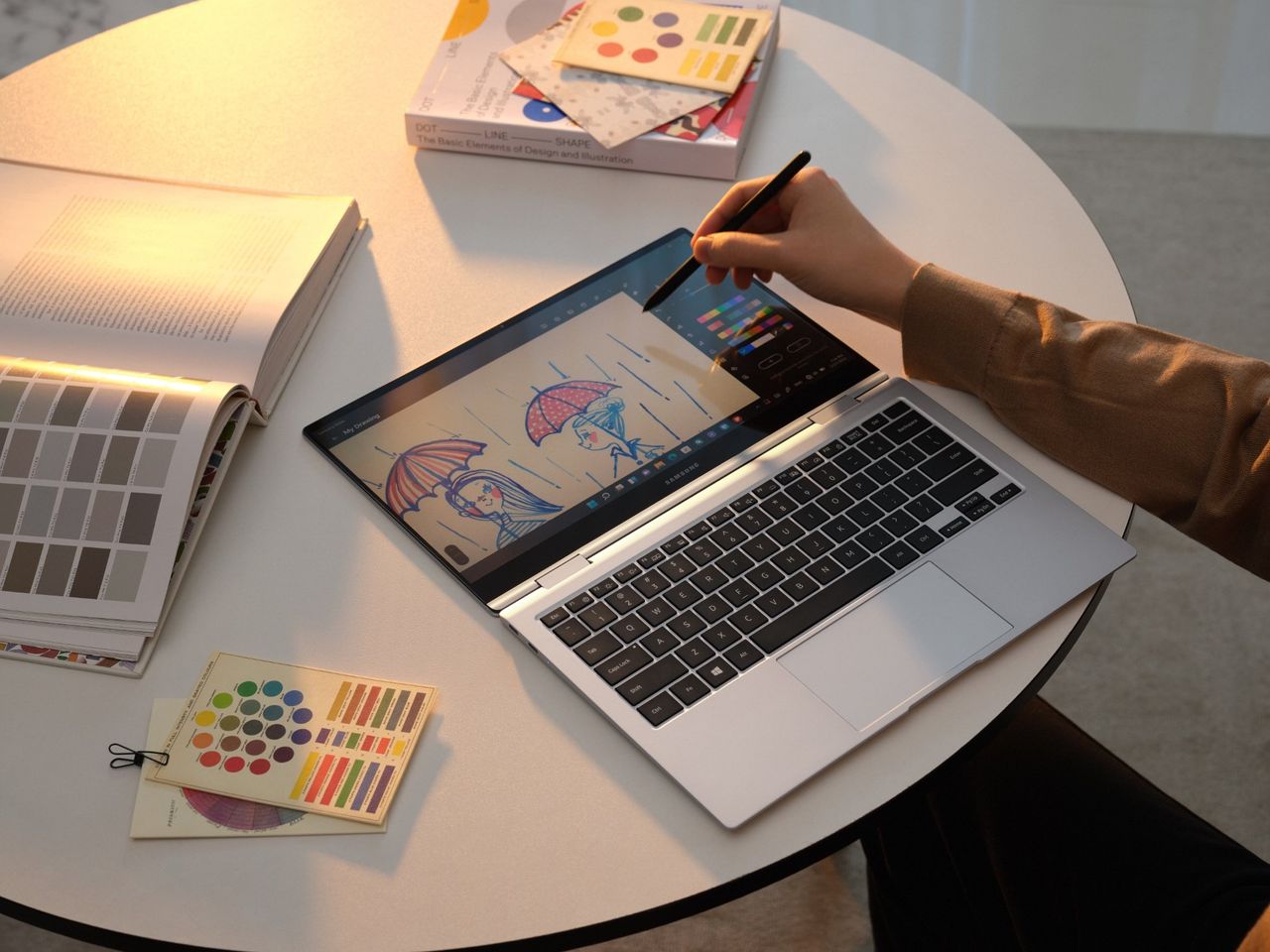Samsung Galaxy Book2 Pro 360 07 Galaxy Book2 Silver