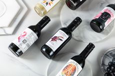 VinChina_bottles_table.jpg
