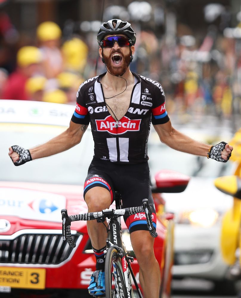 Simon Geschke wins stage 17 of the 2015 Tour de France.