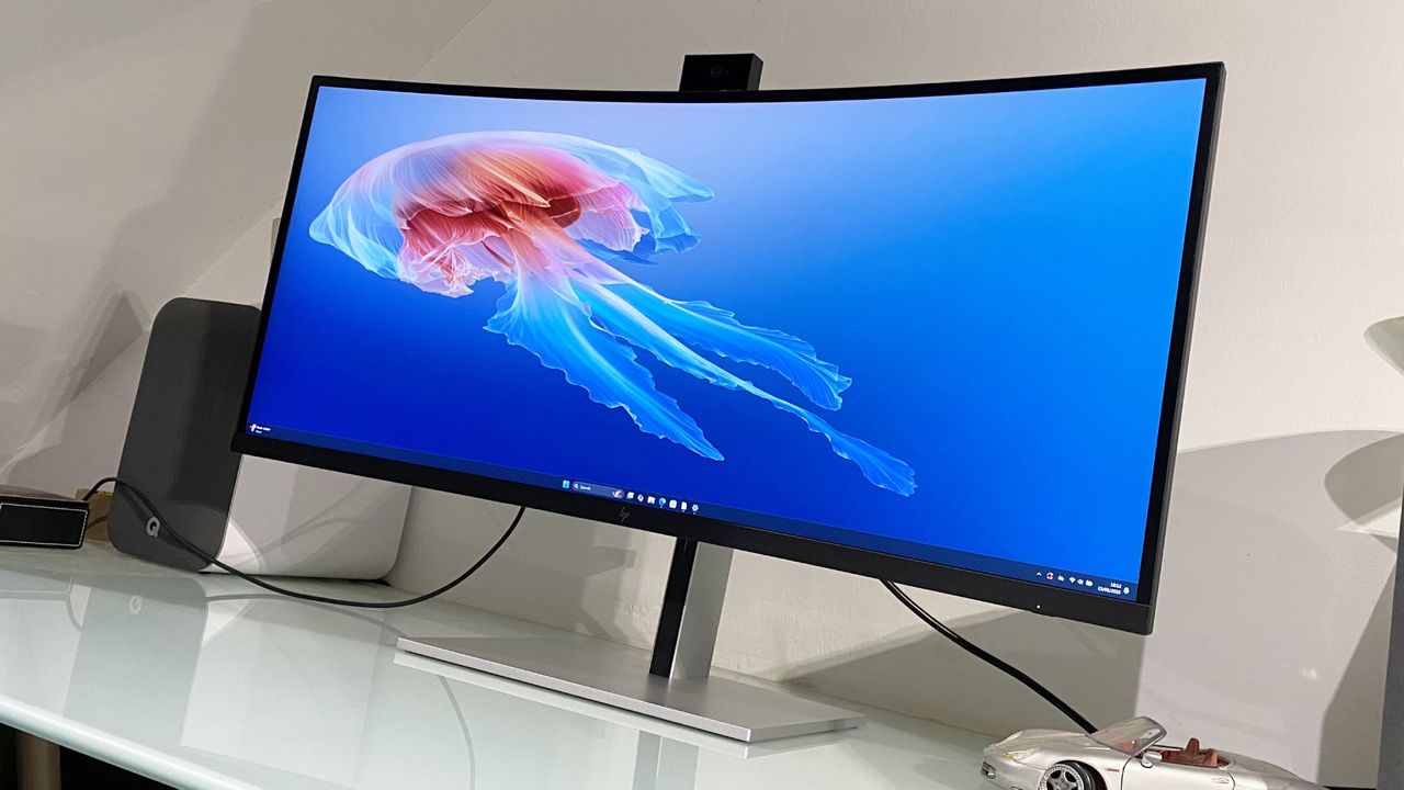HP Series 7 Pro 734pm during our review