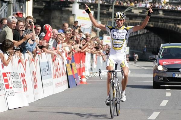 The last stage is won by Thomas L