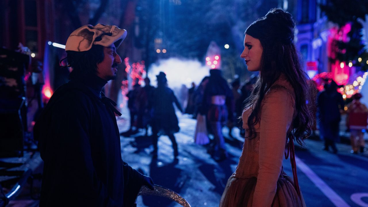 Tony Revolori and Nell Tiger Free in Servant season 4