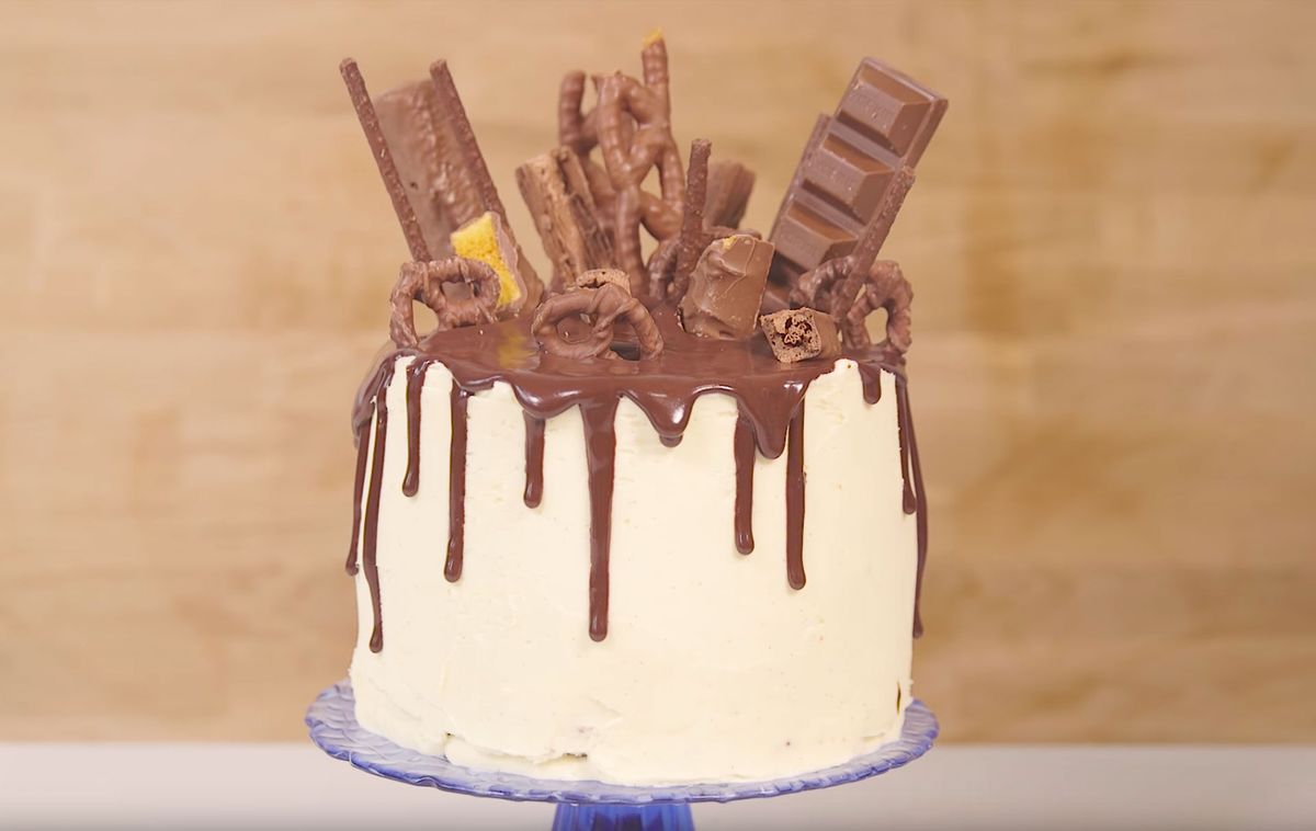 Chocolate explosion drip cake | Recipe | Chocolate drip cake, Cake, Drip  cakes