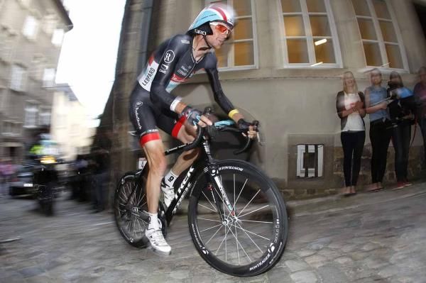 Frank Schleck (RadioShack-Nissan) is hopeful for a place in the Tour de France team.