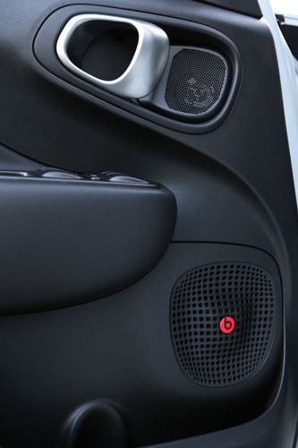 500L in-car audio system 