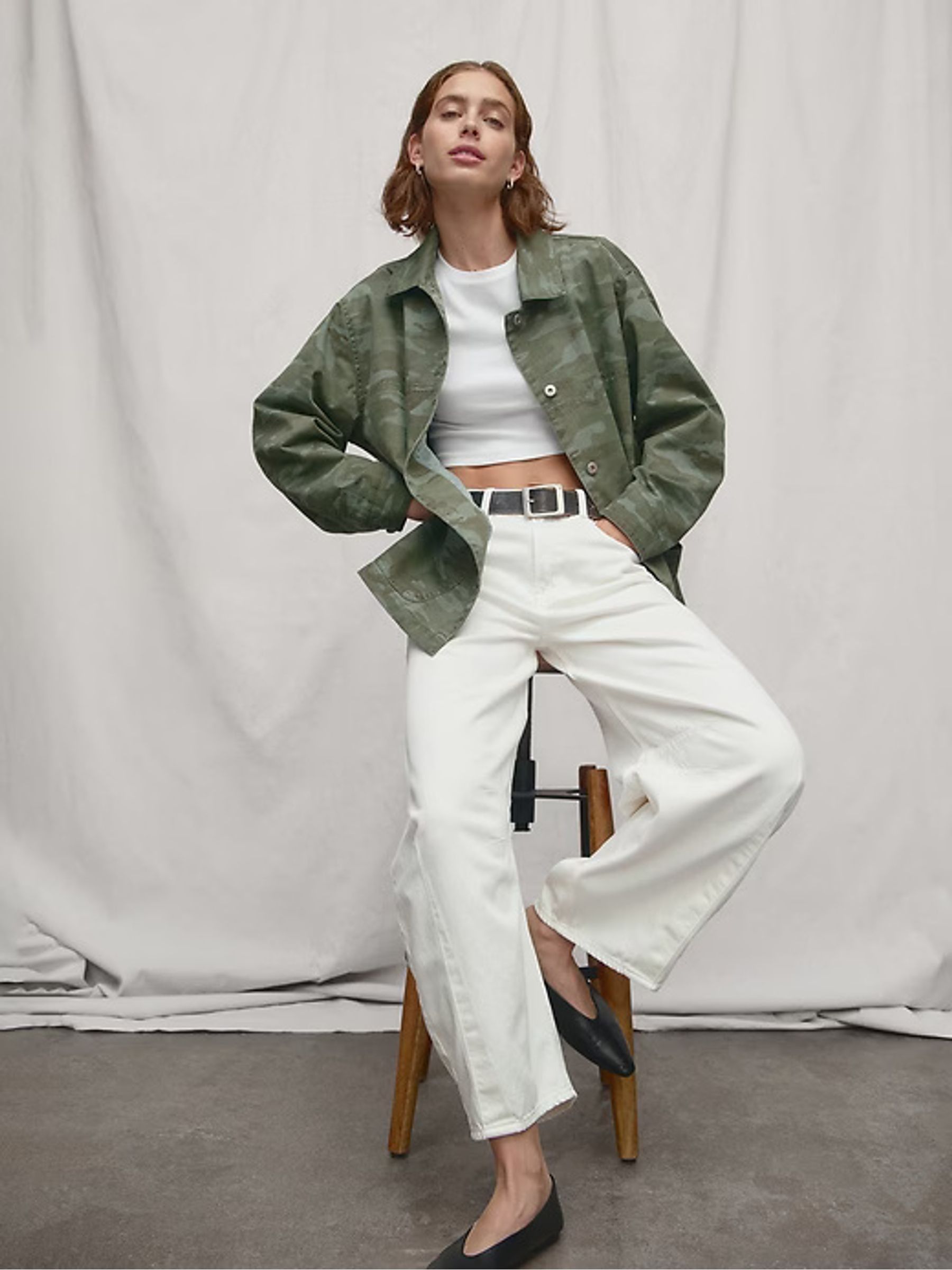 White High Waisted Ultrasoft Horseshoe Jeans