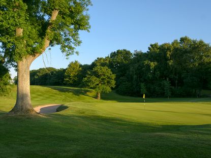 Hidden Gem - Newport Golf Club