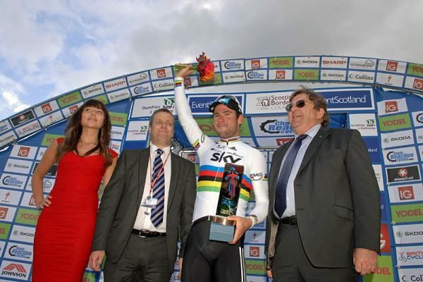 Stage 3 winner Mark Cavendish (Sky) on the podium.