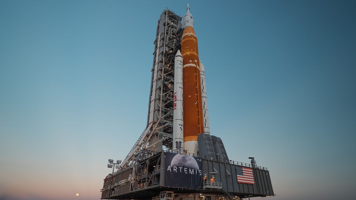 इंजन कूलिंग मुद्दे पर नासा ने आर्टेमिस 1 मून रॉकेट लॉन्च को रद्द कर दिया