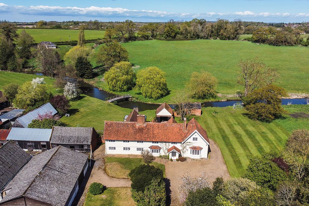 Riverside properties for sale: Bayfordbury Park Farm, Hertford, Hertfordshire.