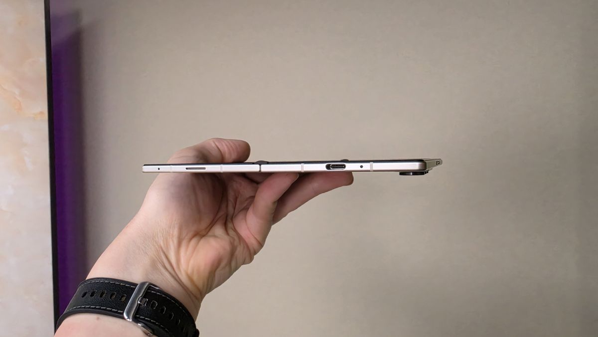 The Samsung Galaxy Z Fold 8 Ultra flat
