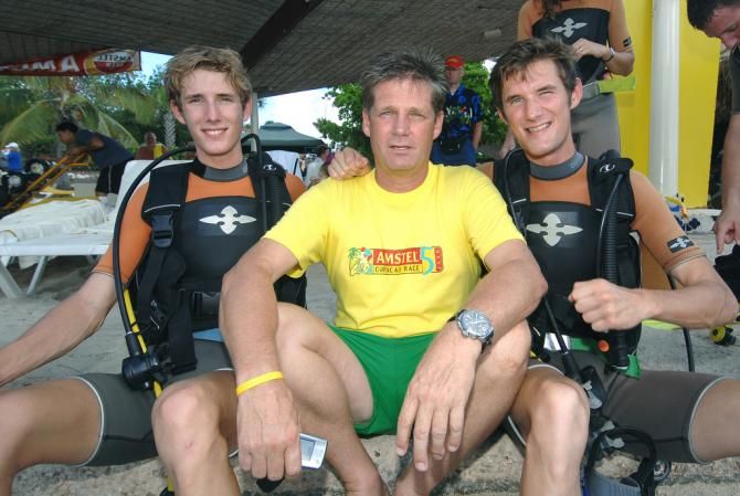 Andy Schleck, race organiser Leo Van Vliet and Fr&auml;nk Schleck in 2006