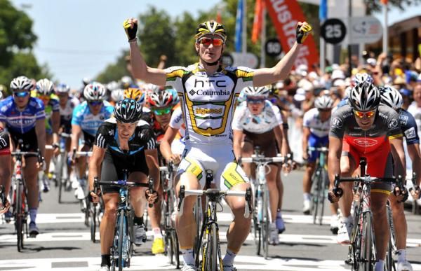 Greipel shows the sprinters how it's done in Tanunda