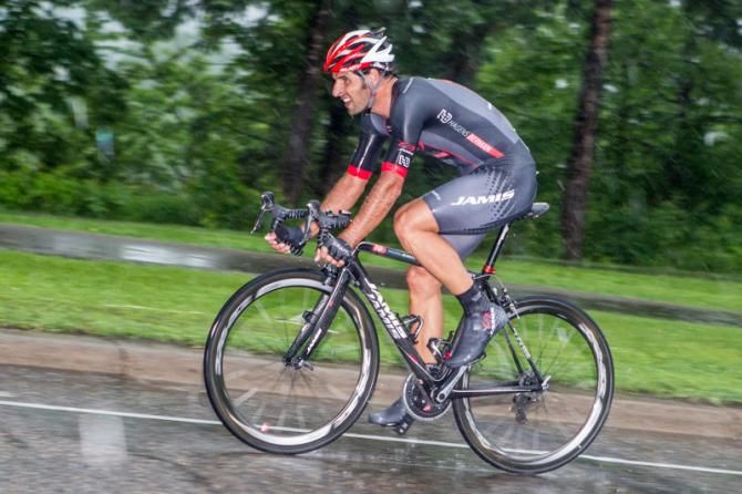 JJ Haedo (Jamis-Hagens Berman) survived rainy conditions to win the crit later in the day