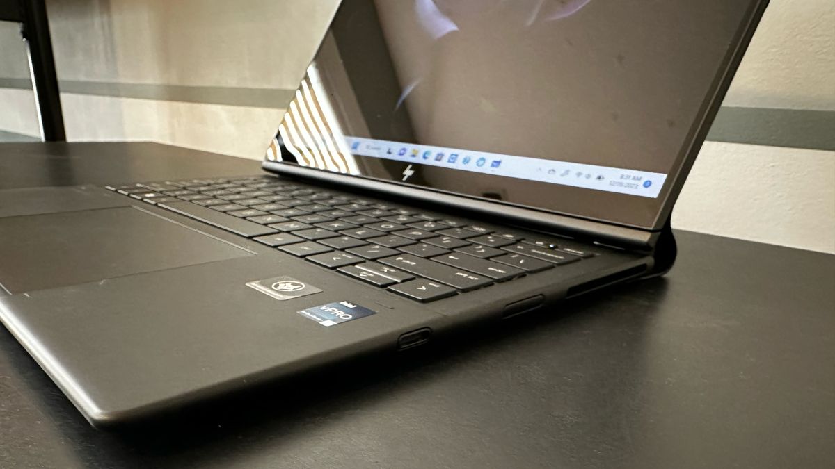 HP Dragonfly Folio G3