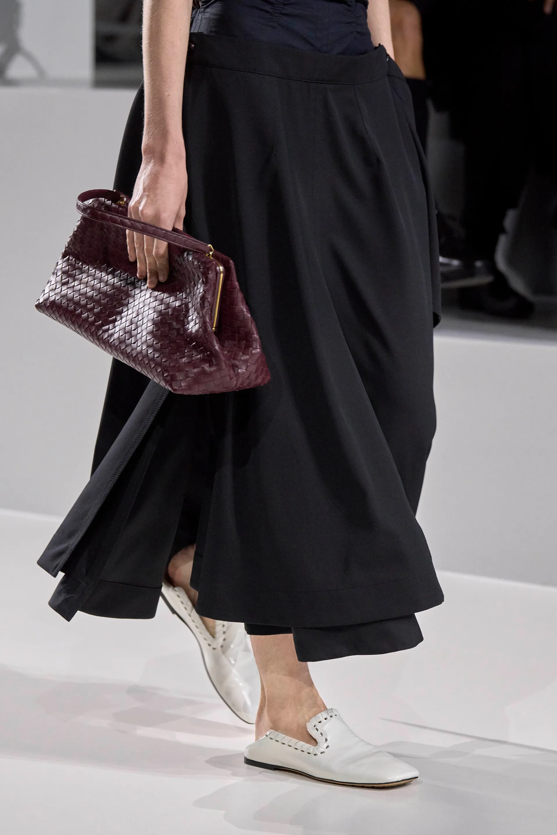 backless loafer trend at Spring 2026 runway