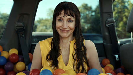 Jessica Chastain with ballpit balls in a minivan in Other Mommy