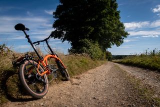 Brompton G Line on gravel track