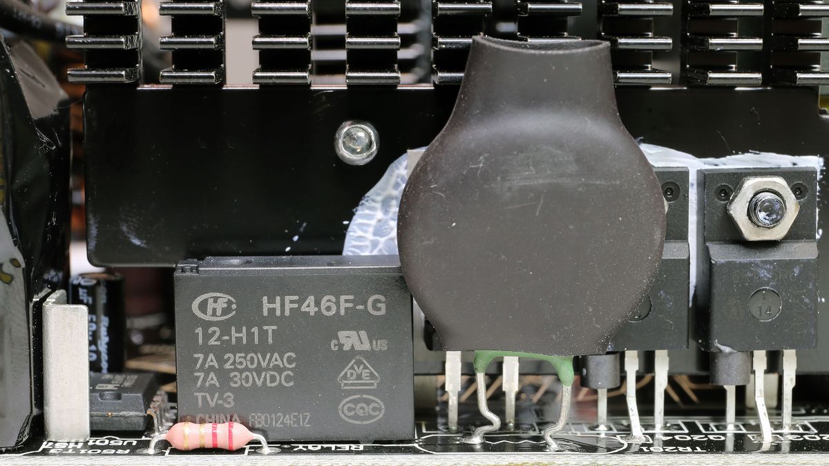 EVGA 850 P6