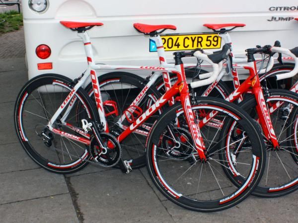 Cofidis road bikes will continue to use their usual Shimano and FSA drivetrains.