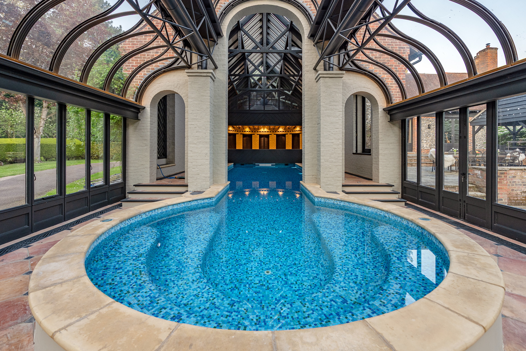 Images of the sublime Rectory Farm House in Oxfordshire