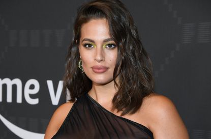 Ashley Graham reveals genius strapless bra hack for ladies with big ...