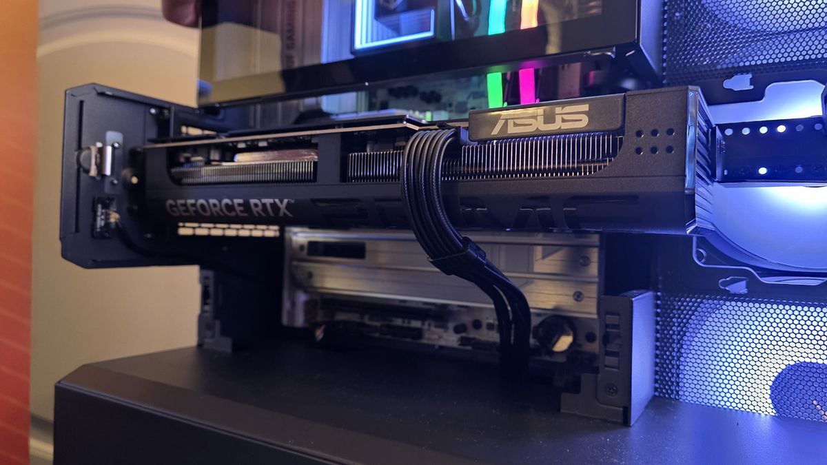 GPU chamber on the Phanteks Exo 626s multi-chamber case