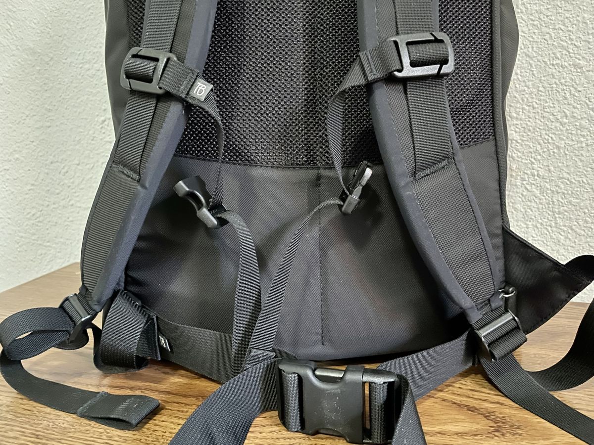 Tom Bihn Shadow Guide V2 33 Straps