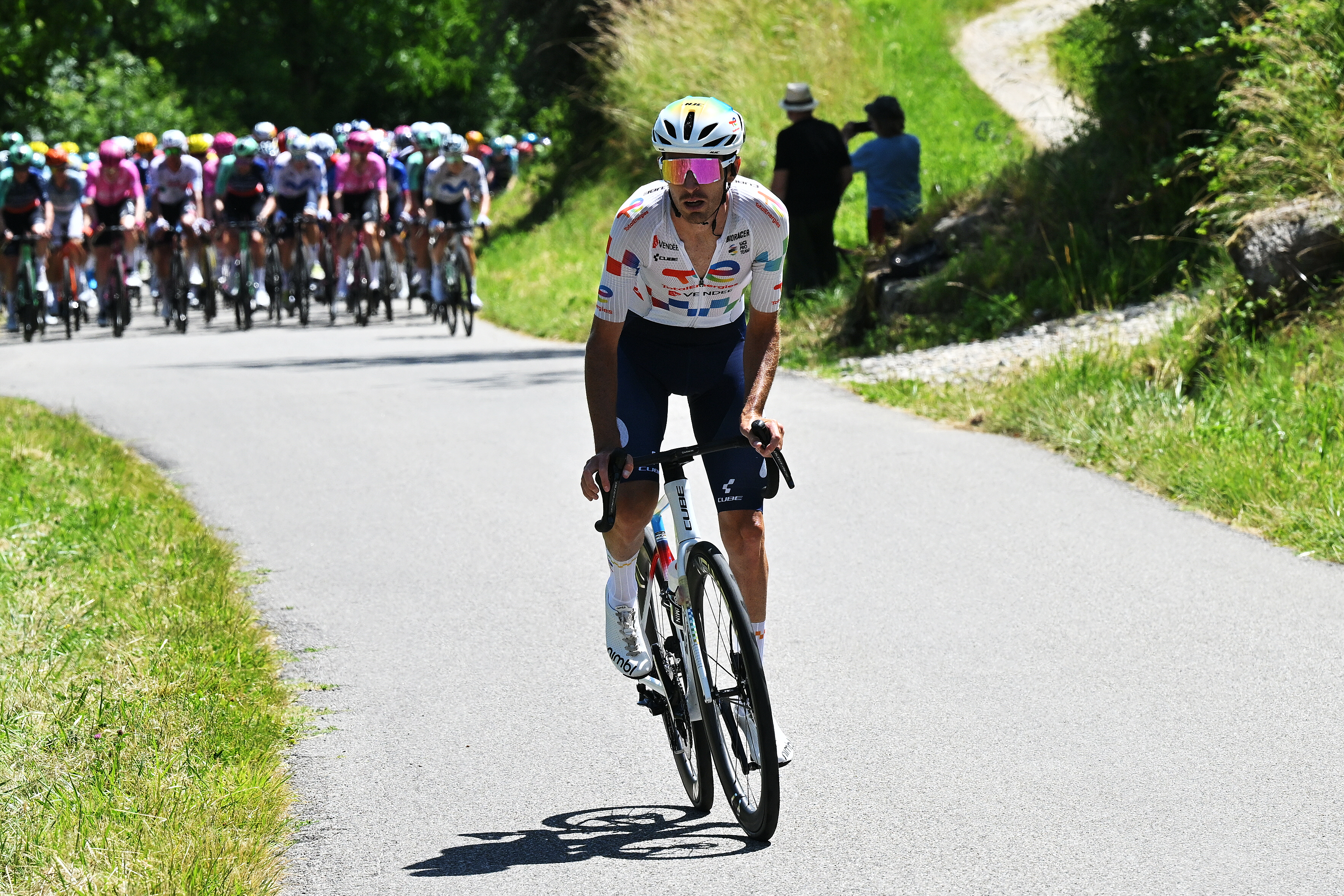 LE PUY-EN-VELAY, FRANCE - JUNE 08: Jordan Jegat of France and Team TotalEnergies competes in the chase group during the 78th Tour Auvergne-Rhone-Alpes 2026, Stage 2 a 146.2km stage from Vizille to Saint-Ismier / #UCIWT / on June 08, 2026 in Le Puy-en-Velay, France. (Photo by Dario Belingheri/Getty Images)