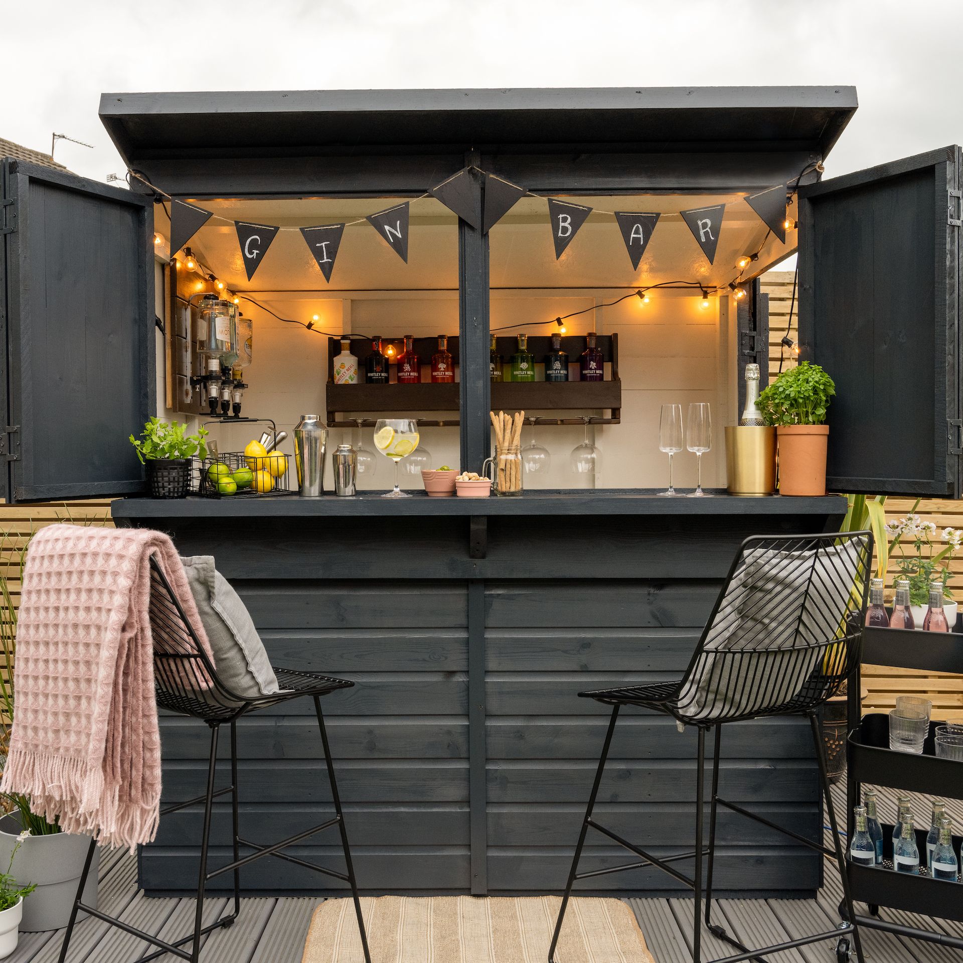 32 Garden Bar Ideas To Bring The Party To Your Outdoor Space Ideal Home