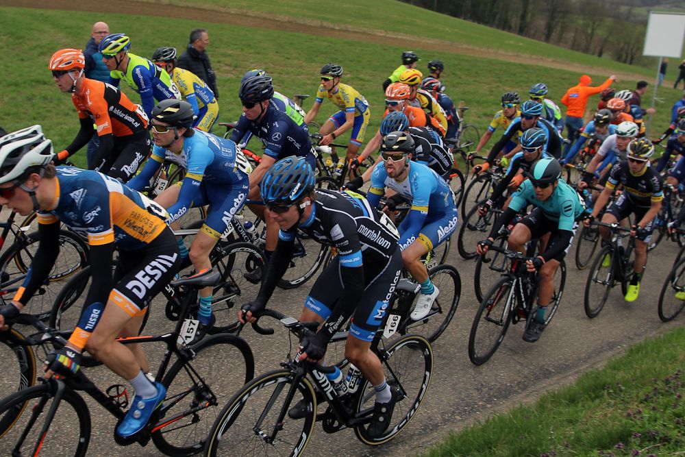 The peloton in action during the Volta Limburg Classic