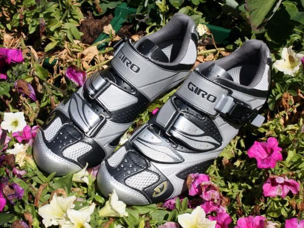 The Sica is Giro's women's-specific mountain bike shoe.