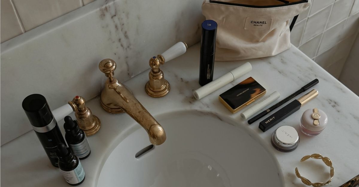 We're Scrolling All Day—These Are the Black Friday Beauty Deals Worth Knowing About