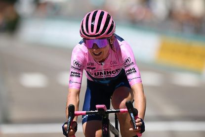 Annemiek Van Vleuten (Movistar) wins stage eight of the 2022 Giro Donne