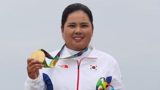 Inbee Park with the gold medal at the 2016 Olympics