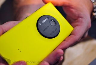 Nokia Lumia 1020