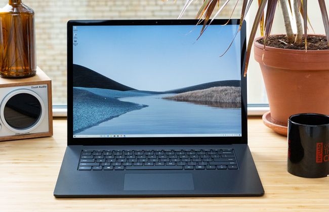 Microsoft Surface Laptop 3 (15-inch) - Full Review and Benchmarks ...