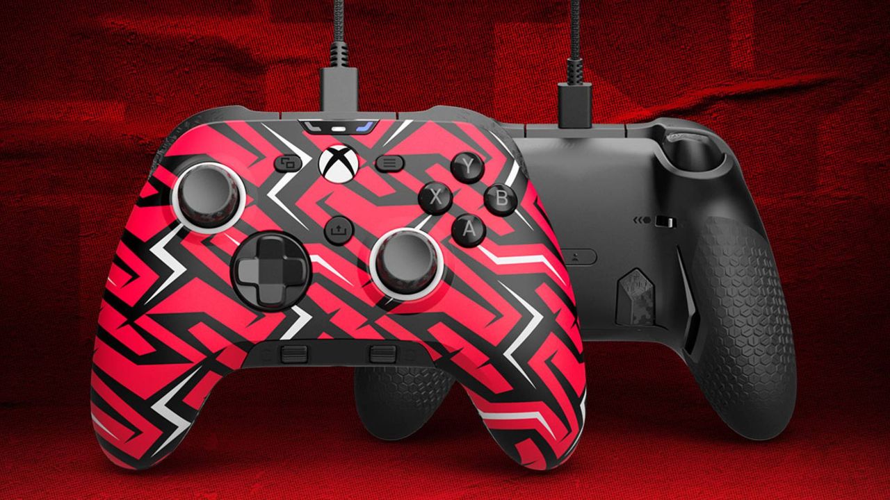 Scuff Valor Pro Stylerz edition with red and back lightning patter on shell.