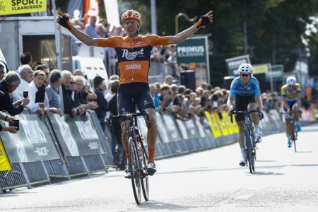 Taco van der Hoorn (Roompot) wins the Primus Classic