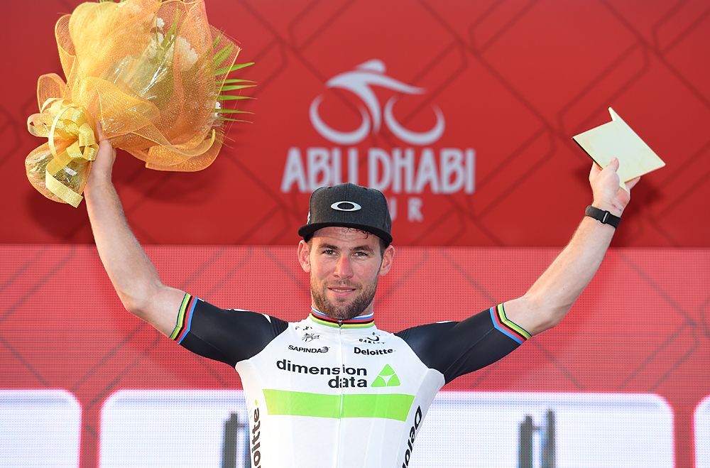 Mark Cavendish (Dimension Data) wins stage 2 at 2016 Abu Dhabi Tour