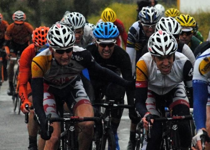 Tim Wellens pushes Bart De Clercq in the last kilometer