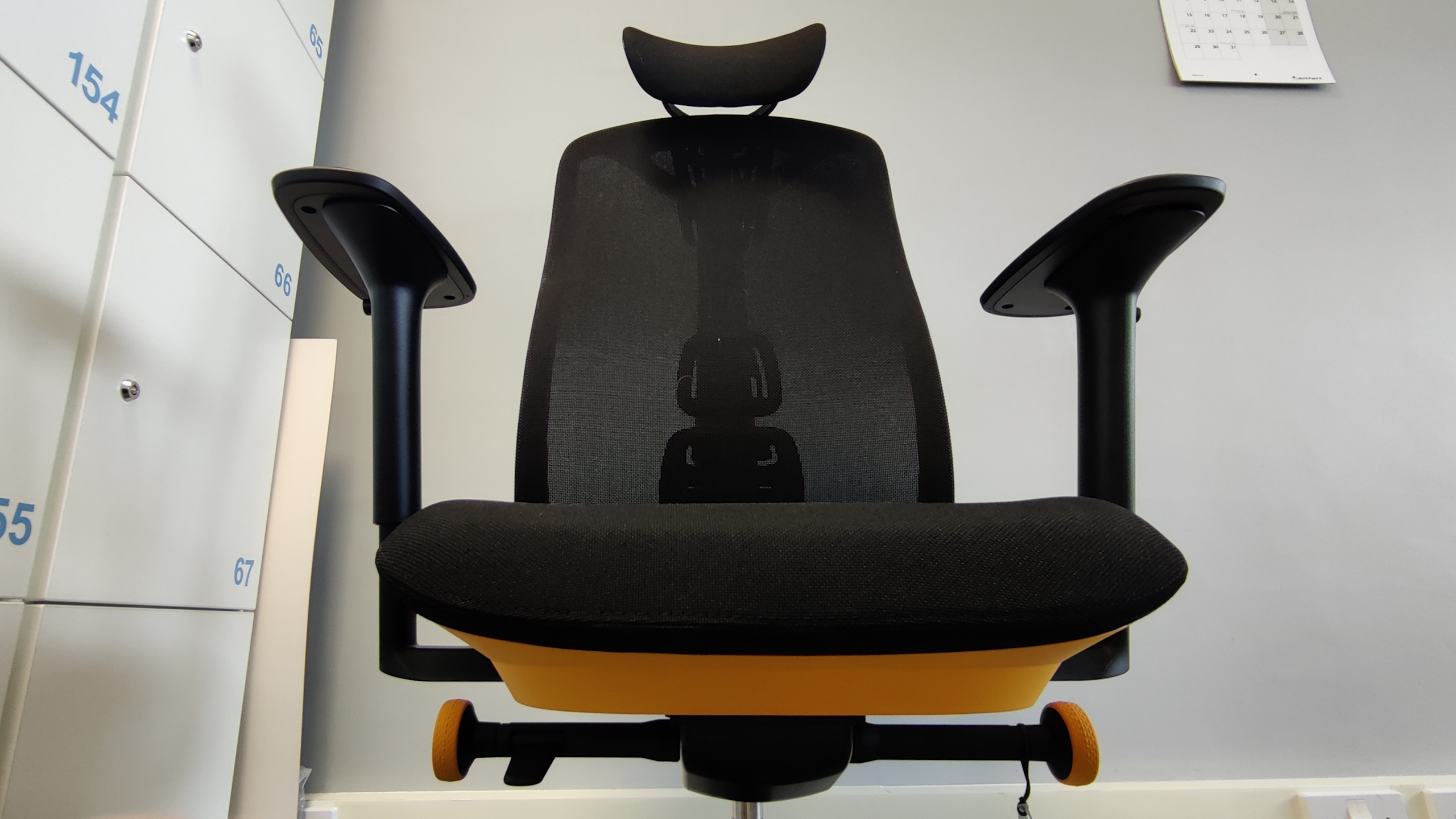 Herman Miller x Logitech Vantum review: An ergonomic chair with the ...