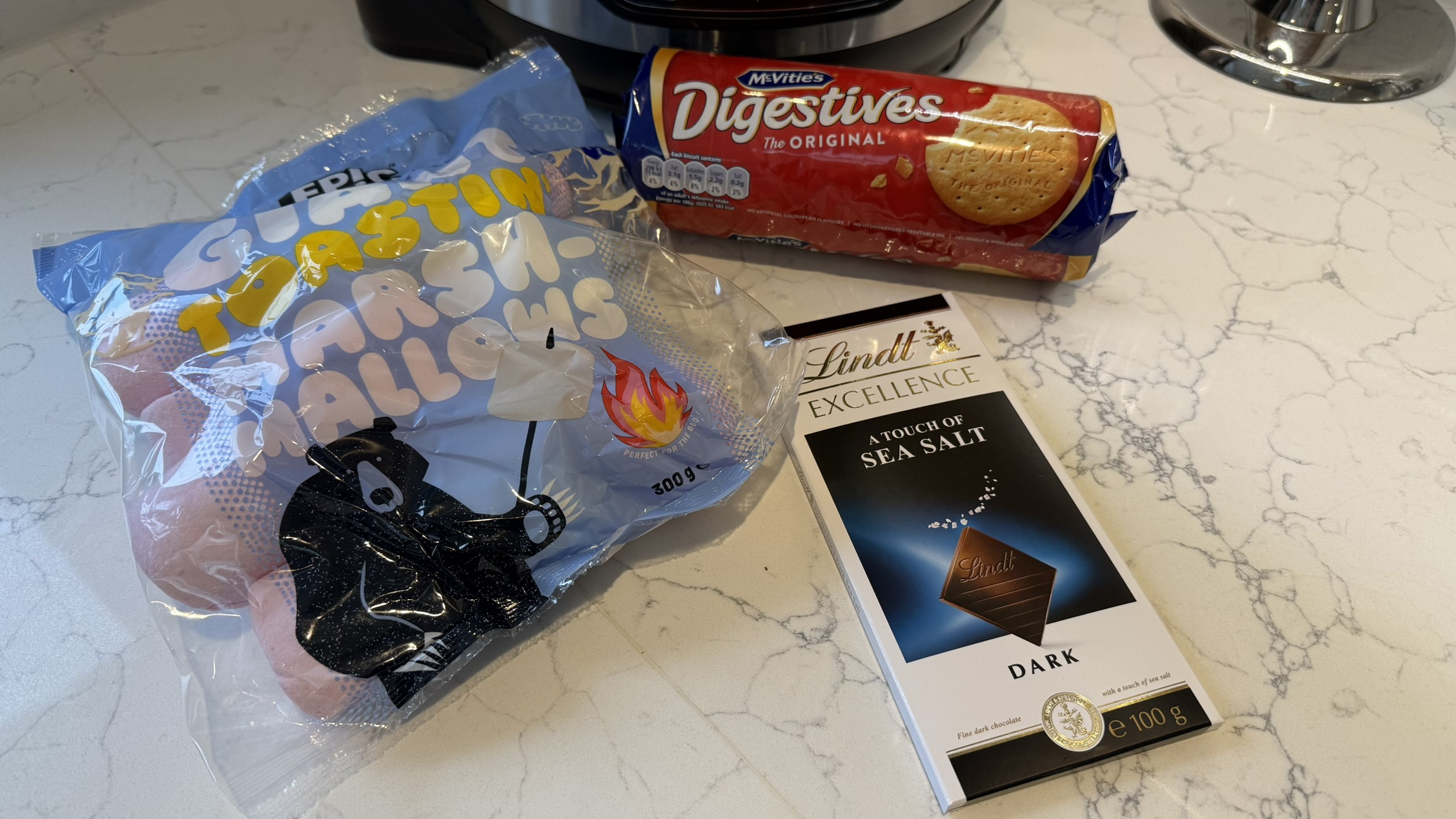 Air fryer s&#039;mores