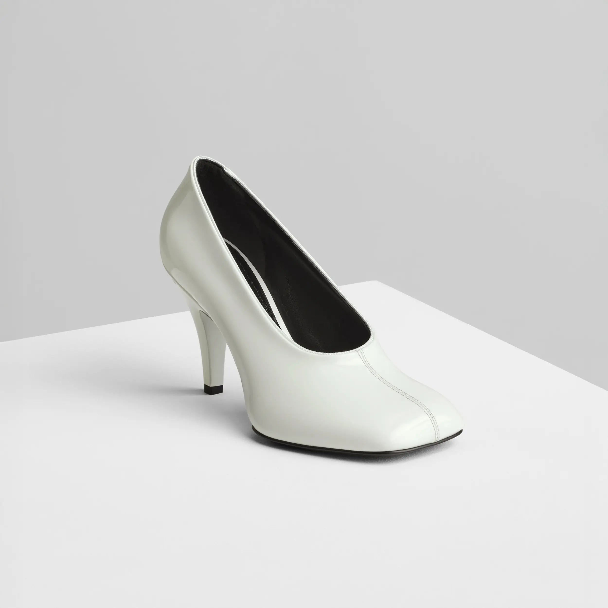 Soft Pump 90 | White Patent Leather
