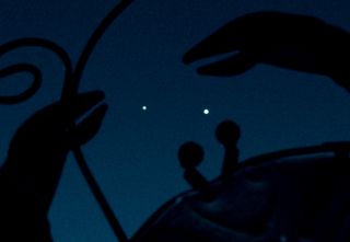 Kaliforniya El Centro'dan Skywatcher Brad Mellon, iki parlak gezegenin bu görüntüsünü 12 Mart 2012'de çekti. Dramatik etki için bir çim süsü kullandı! SPACE.com'a söyledi.