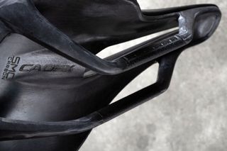 The Cadex Amp Saddle features integrated carbon rails