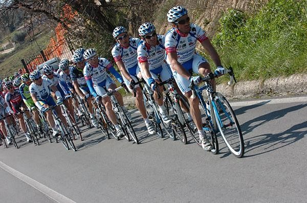 Serramenti PVC Diquigiovanni-Androni Giocattoli riders patrolled at the head of the peloton to protect their race lead.