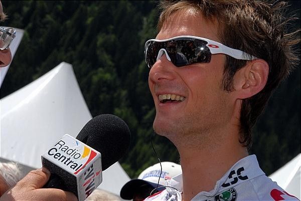 Fr&auml;nk Schleck (Team CSC) interviewed.